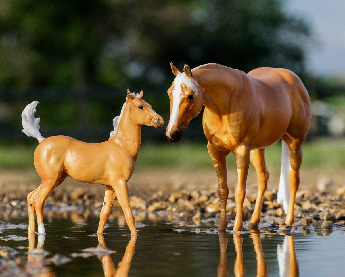 Breyer Ebony Shines & Foal