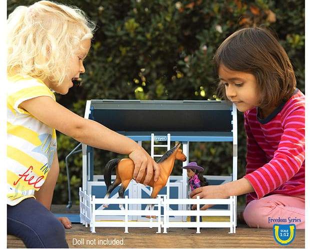 Tack 'n Togs at Midfeeds