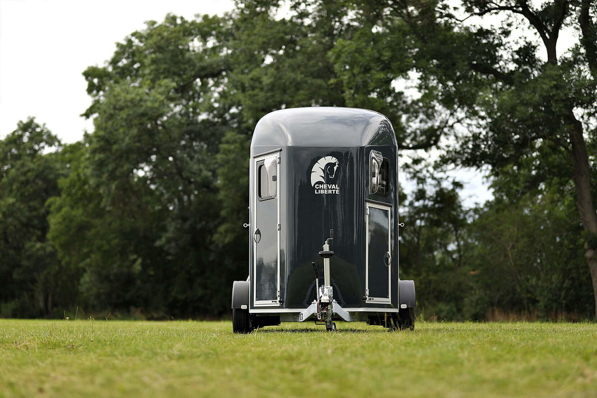 Cheval Liberte Gold 3