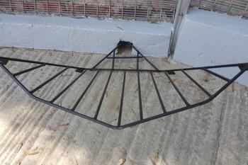 Hay Feeder Metal Stable Corner