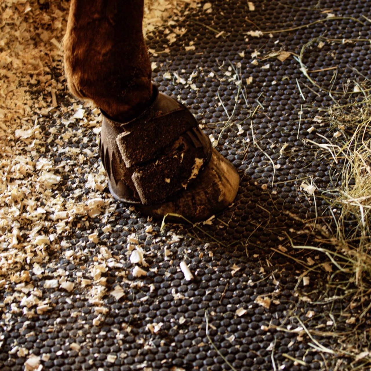 HAB Equestrian Interlock Stable Mat 1M X 1.8M *Collection Only*