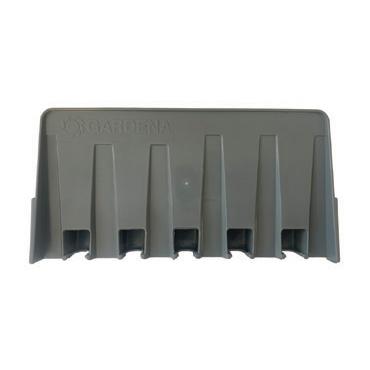 Plastic hose hanger